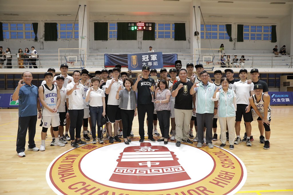 政大再勝國體大　王輝盃奪隊史首冠