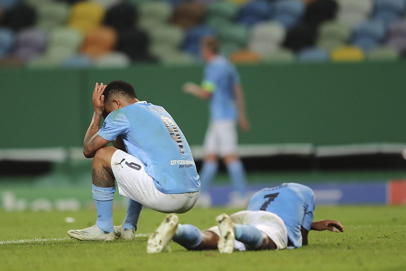 Sterling門前沖天炮放槍　里昂扳倒曼城進4強