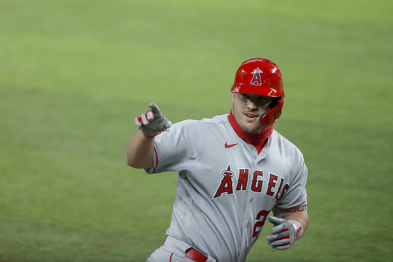 Trout 破紀錄　球員卡售價近 400 萬美元