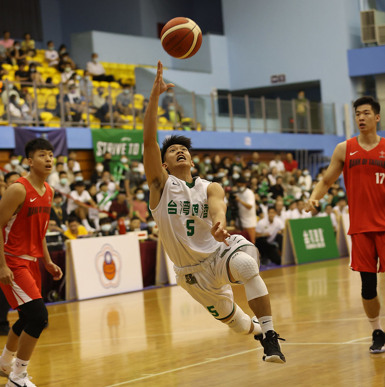 從控球出發　陳昱翰盼盡快融入體系