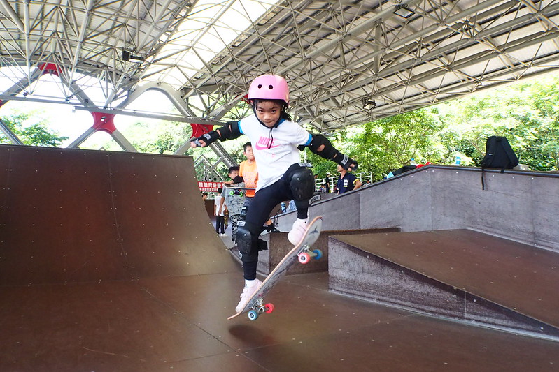 國內極限運動精英齊聚　小選手展身手無極限