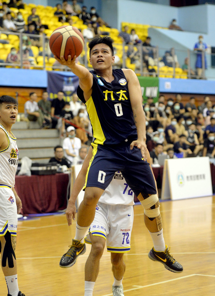 陳懷安雙10　九太賞裕隆首敗