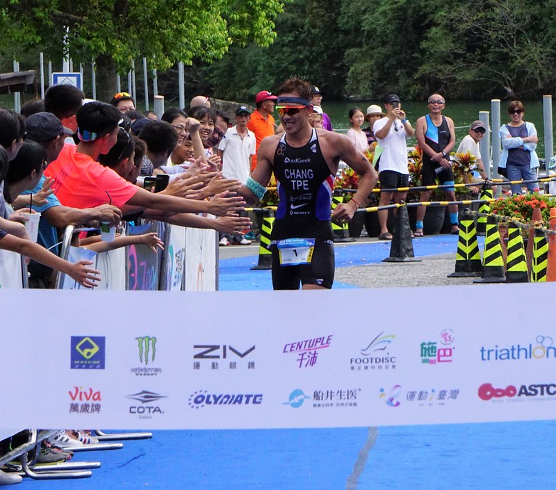 梅花湖鐵人賽　張團畯、張嘉家摘冠