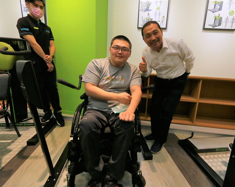 新北市輪椅夢公園啟動　侯友宜出席體驗