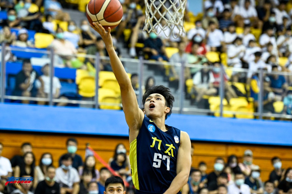 吳曉謹16分12籃板　九太逆轉中華白