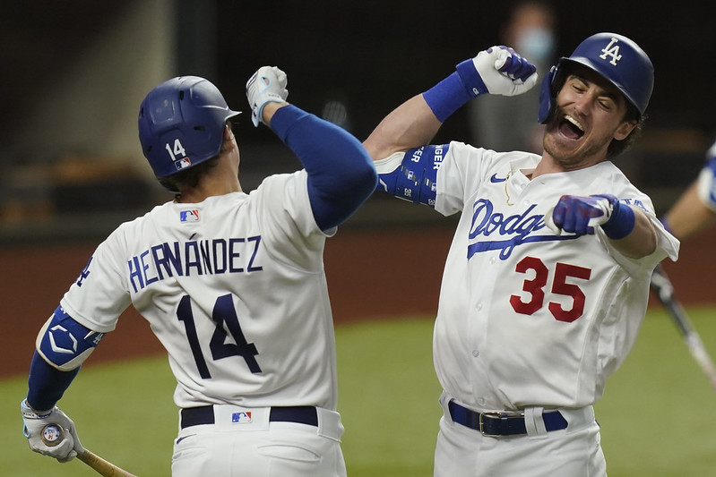 慶祝「嗨」到肩膀脫臼　Bellinger：下次用左臂