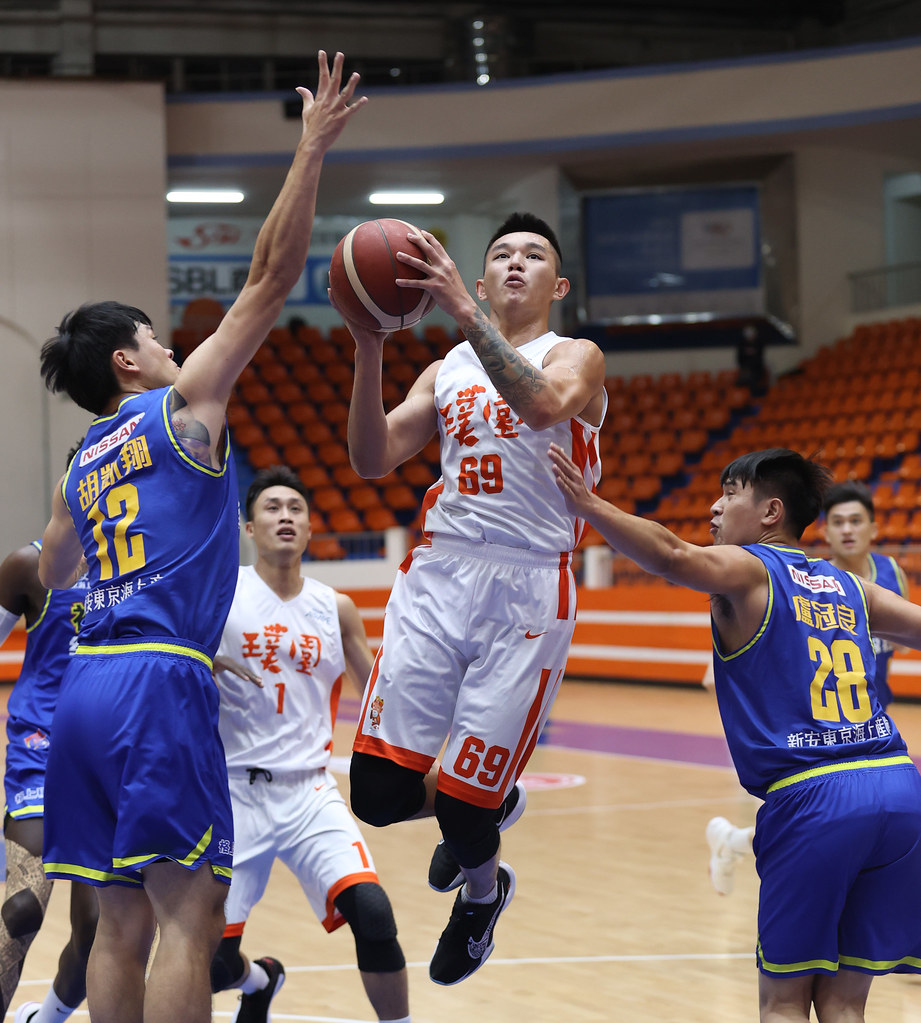 打滿40分鐘後蛻變　盧峻翔轟27分