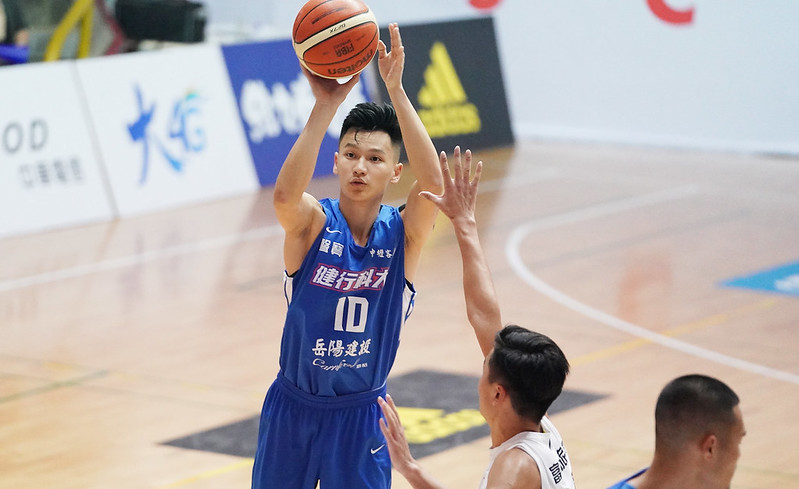 謝亞軒飆6記3分重砲　中華白痛宰璞園