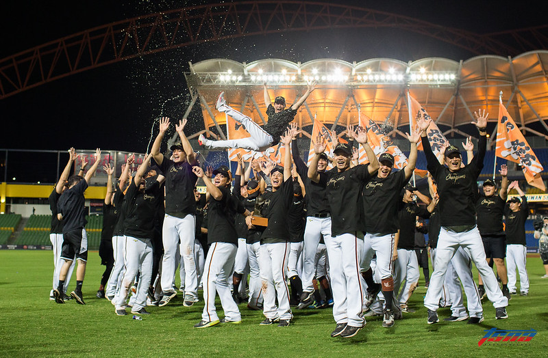 冠軍陣容改當菜鳥教練　首年奪冠像得新人王