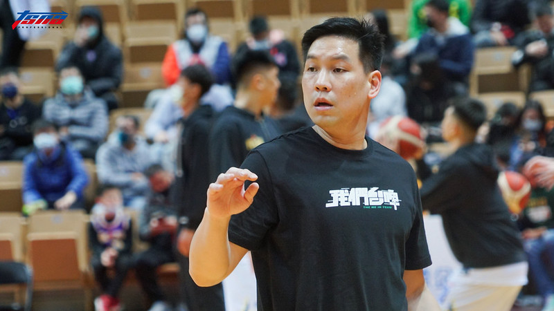 重披綠色戰袍　陳世念盼在台啤退休