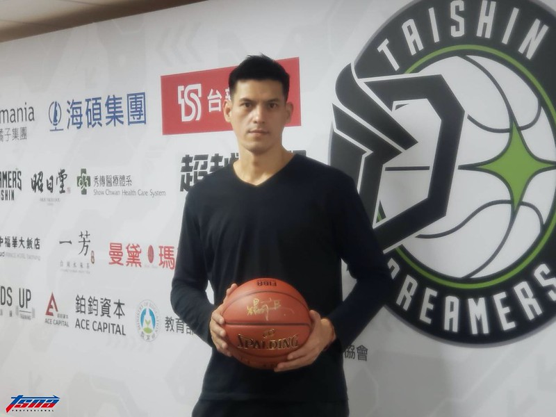 飆進歷史性首得分　楊敬敏投入職籃盼多互動