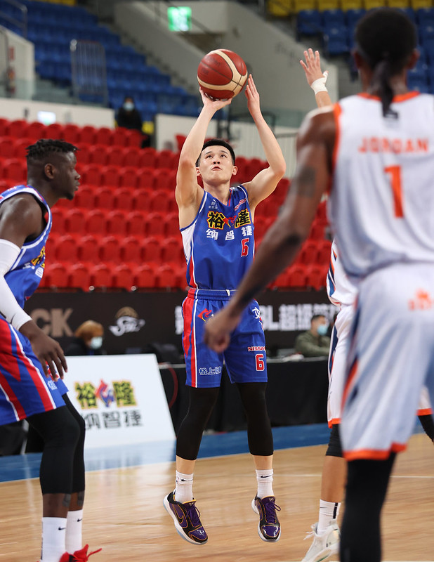 李愷諺21分　裕隆賞璞園10連敗