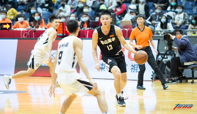 泰山轟破百分晉8強　教頭廖文彬戰戰兢兢