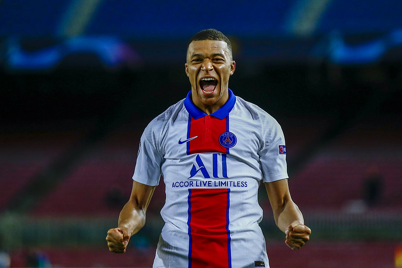 帽子戲法擊退巴薩　Mbappe：在PSG很開心
