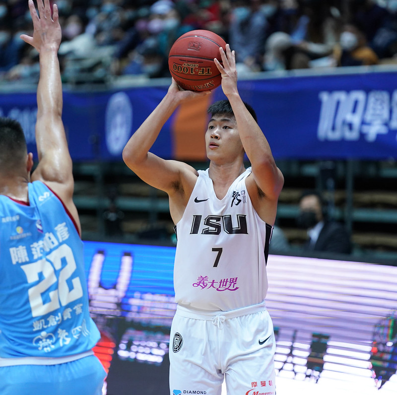 呂威霆輸精管破裂　邱子軒還債