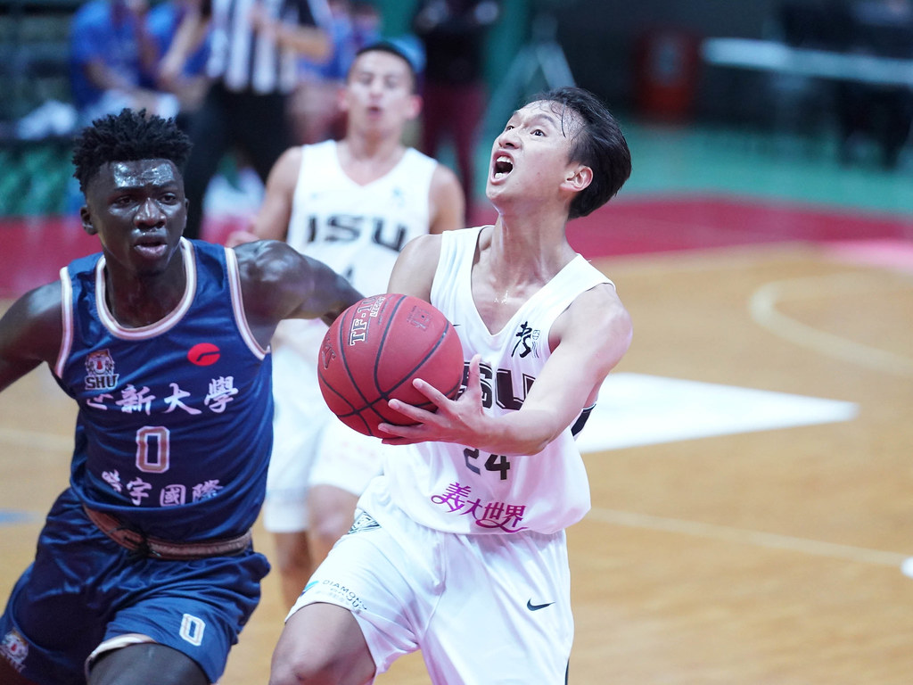 扳倒世新4外籍生　義守逆轉延長勝