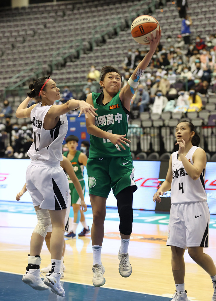 陽明繳學費　拚出驕傲一戰