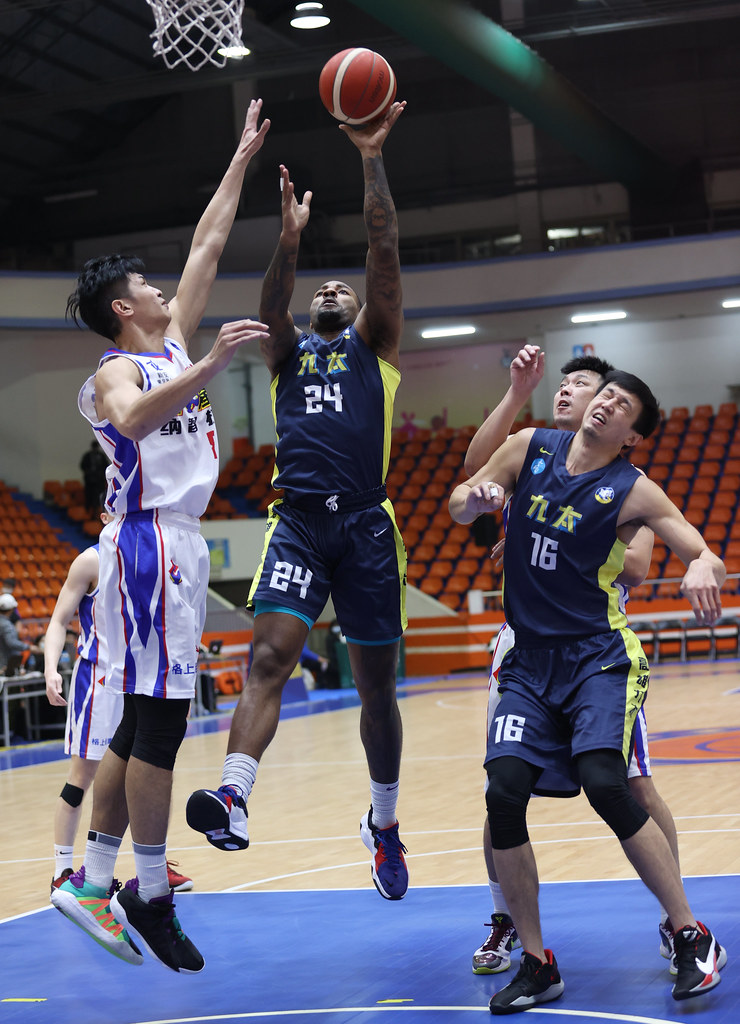 JC戰象37分22籃板　九太照吞7連敗