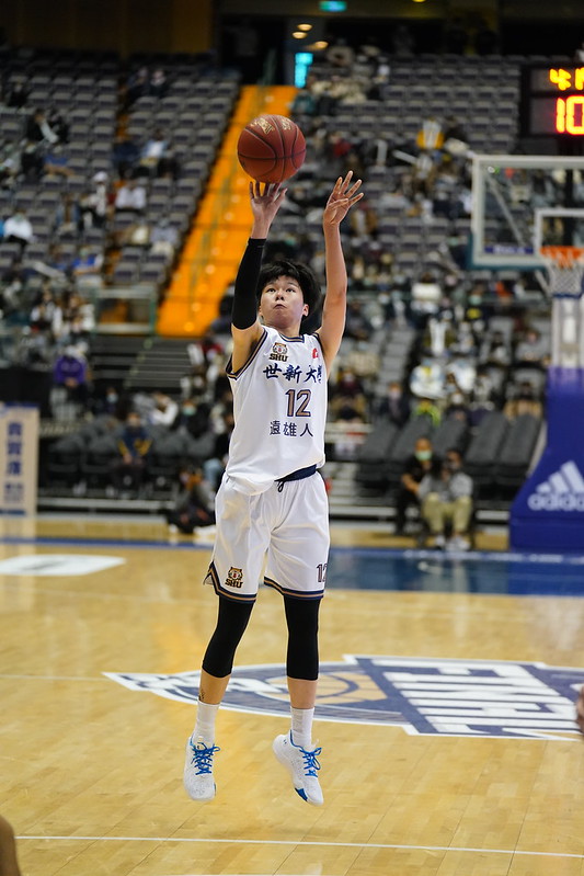 世新女籃全勝封后　隊史首度2連霸