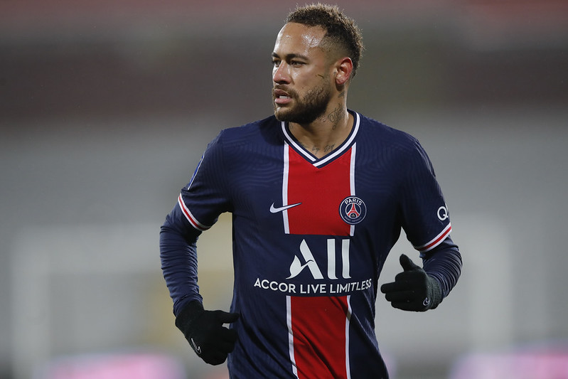 PSG淘汰上季冠軍拜仁　Neymar在Kimmich面前慶祝