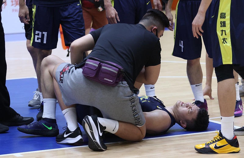 蘇奕晉大翻船退場　九太末節崩盤輸20分