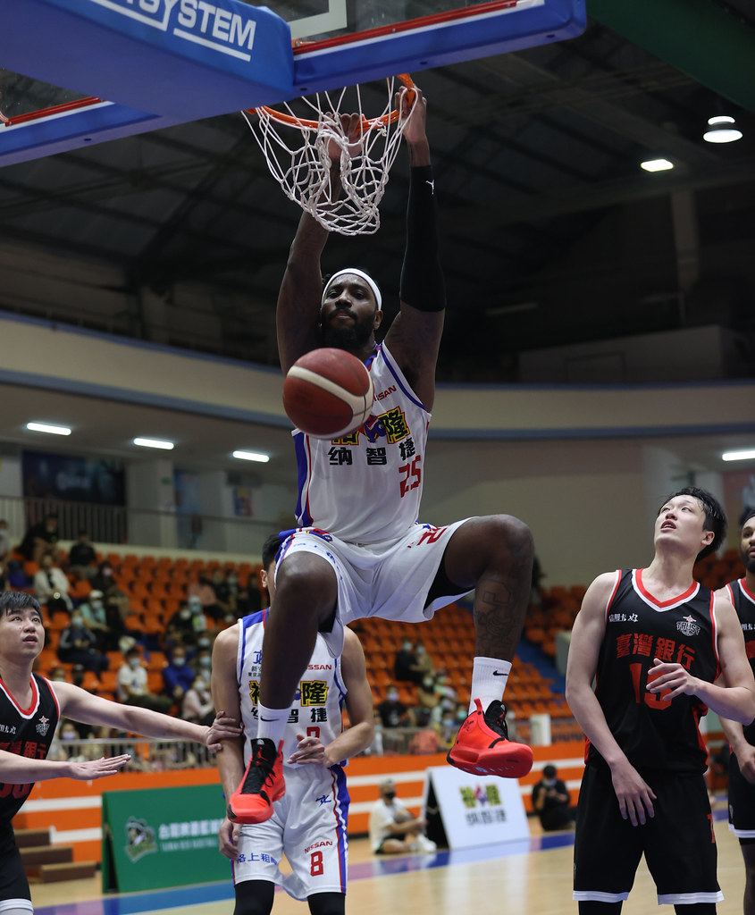 克里斯馬斯傷退　裕隆更換喬丹