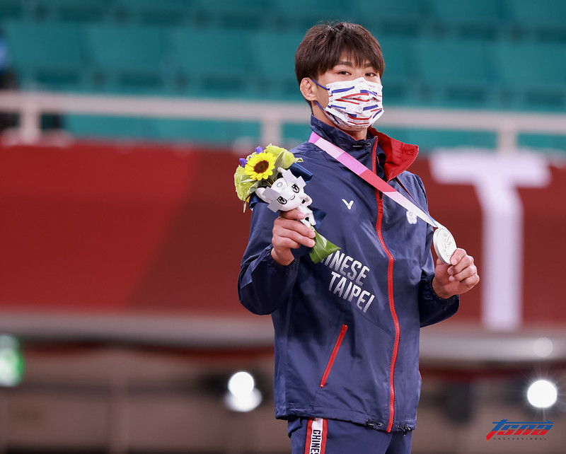 楊勇緯寫台灣歷史　教練劉文等感動：不輸對手