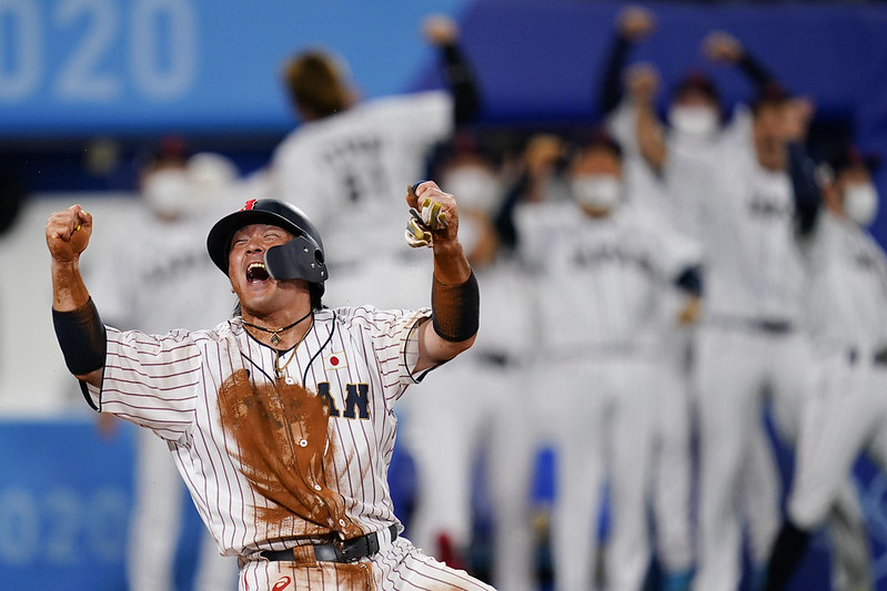 山田哲人致勝3分二壘打　日本進軍金牌戰