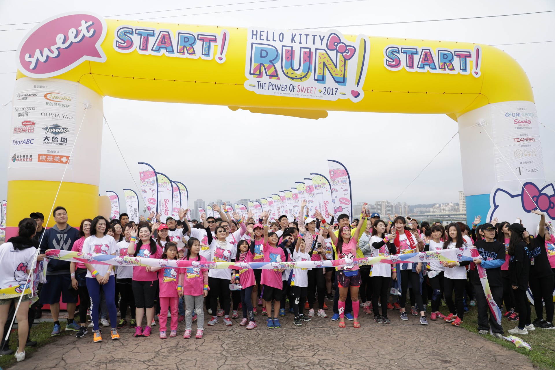 春暖花開　Hello Kitty Run重返台灣