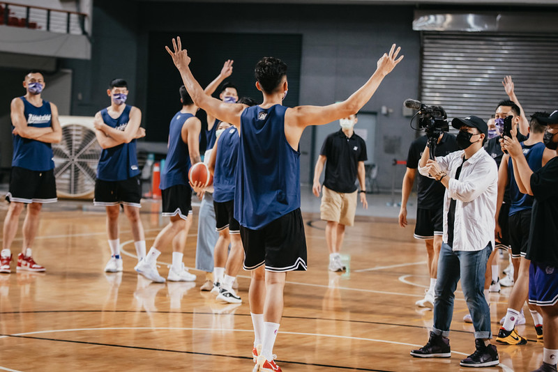 攻城獅週歲了　林冠綸隊內3分球大賽獲勝