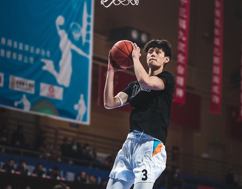身高211還能投3分　中國頂級新秀放眼明年NBA選秀