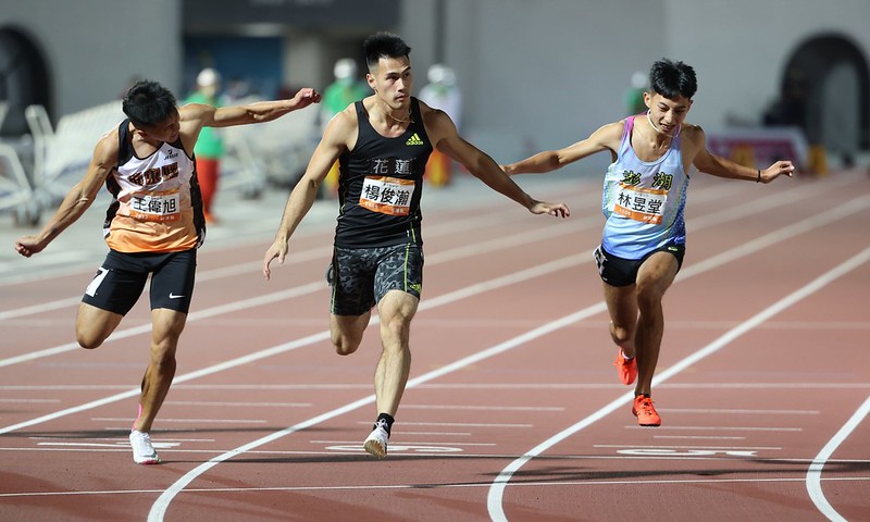 「插花」百米變銅牌　台灣最速男守住4連霸