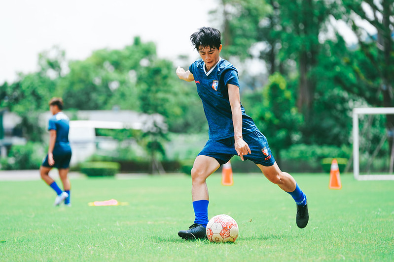 賴麗琴梅開2度　中華女足4比0勝寮國