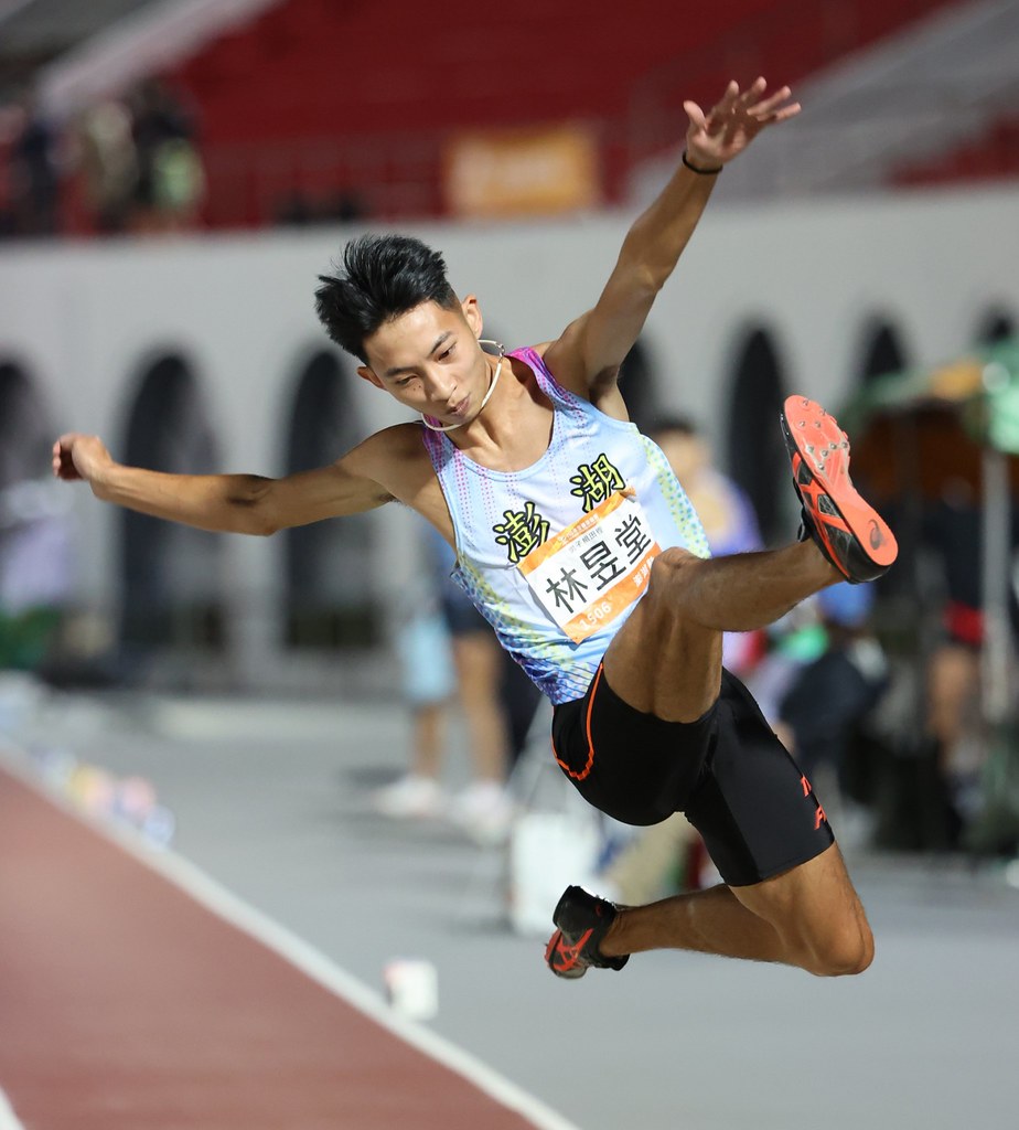 「插花」百米鍍銅　林昱堂回歸跳遠奪金