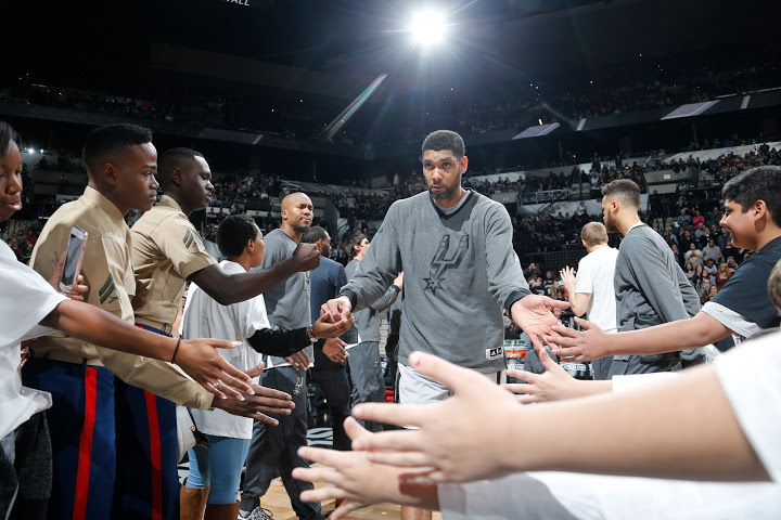 馬刺挫火箭主場20連勝 Duncan掛蛋生涯首見