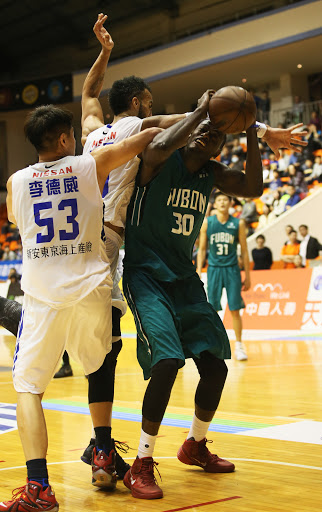 貝隆再轟35分　富邦拚最後4連勝