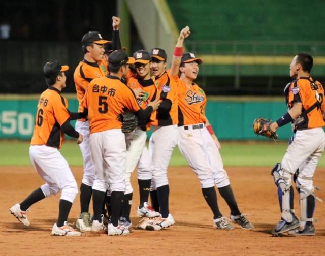 南英9局跑壘失誤　西苑連5年闖4強