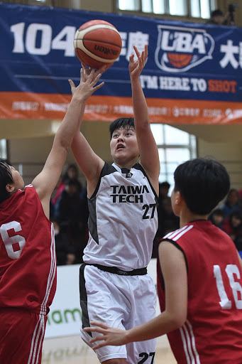 閔萱翊首繳「雙十」退輔大　台科5連勝