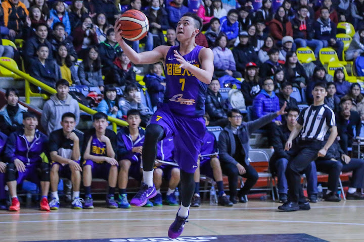 變胖7公斤無礙　曾柏喻轟23分退輔大