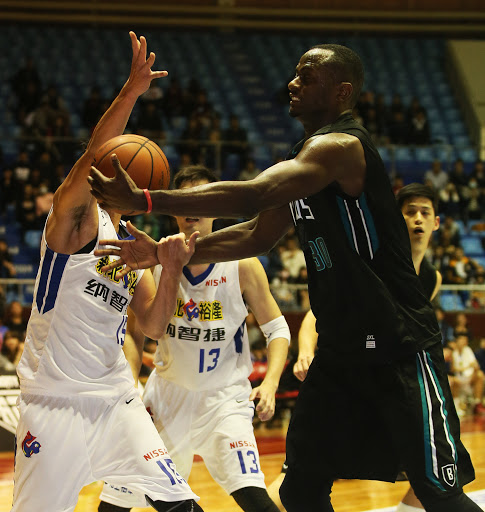 年度最佳洋將貝隆逞威　富邦扳平裕隆