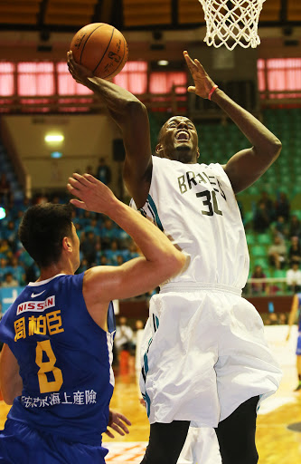 富邦2連勝先聽牌　裕隆還要拚