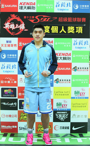 黃鎮複雜拿2大獎　更想要冠軍