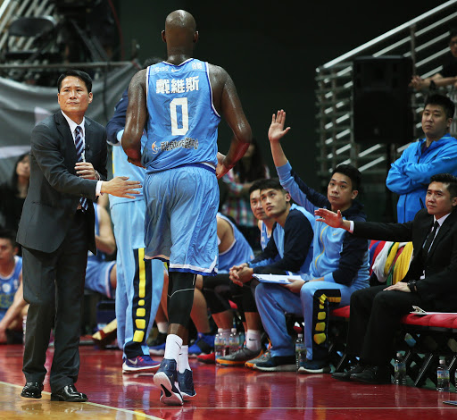 戴維斯爆走　台啤退達欣進冠軍賽