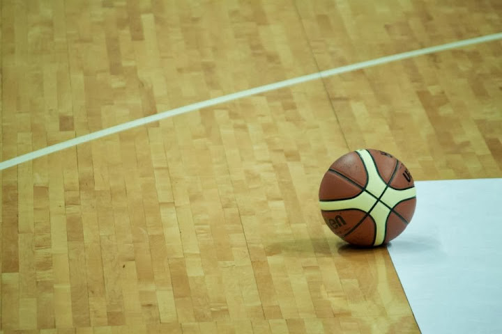 醒吾逆轉明道　笑收隊史首冠