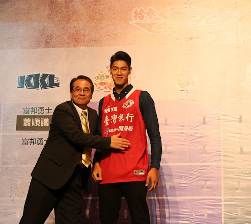 洪濬正確定去職　台銀公開遴選新教練