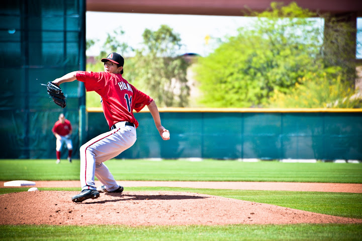 ​黃暐傑‬奪首勝　張育成再開轟