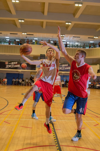 和美國獨臂球員對壘　南山、松山球員獲益良多