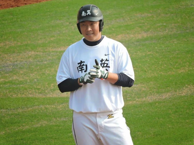 郭泓志回饋母校　南英招生優秀學長力挺