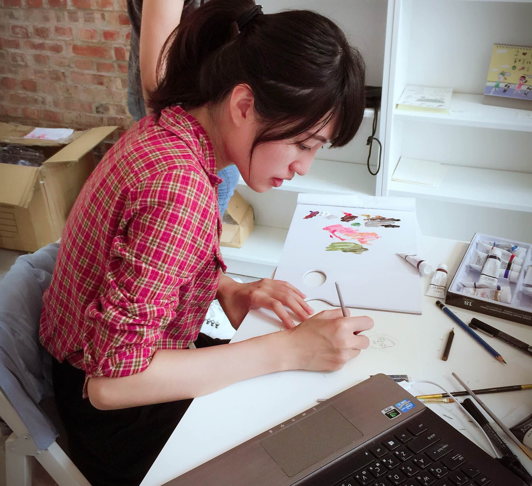 插畫家喜花如明星賽設攤　用畫為球迷留下回憶