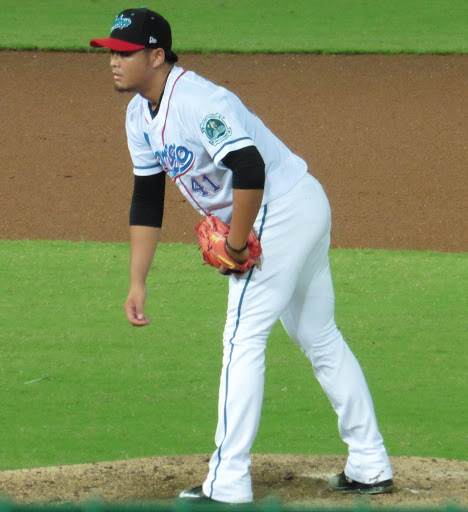 王躍霖肩膀拉警報　盼做好牛棚勝利組